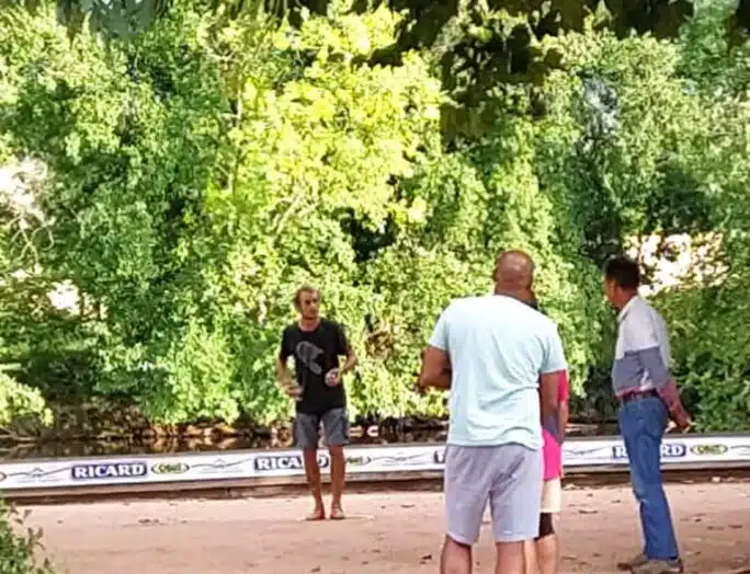 camping-petanque